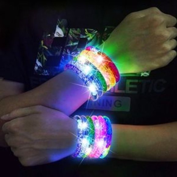 10 Pack Halloween Glow Sticks Bracelets Glow in The Dark Halloween Party… - Picture 7 of 7